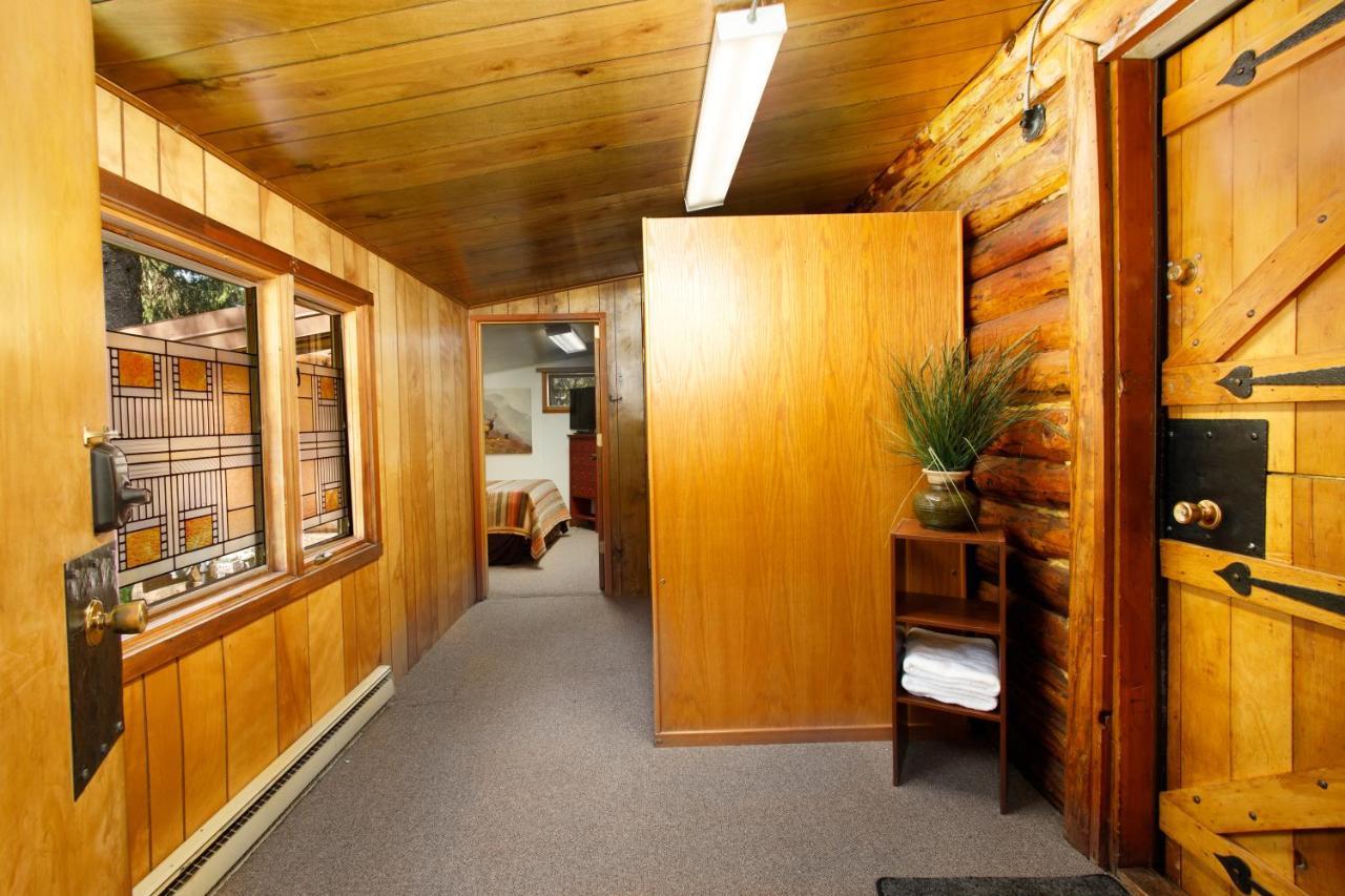 Alpine Meadows Log Holiday home