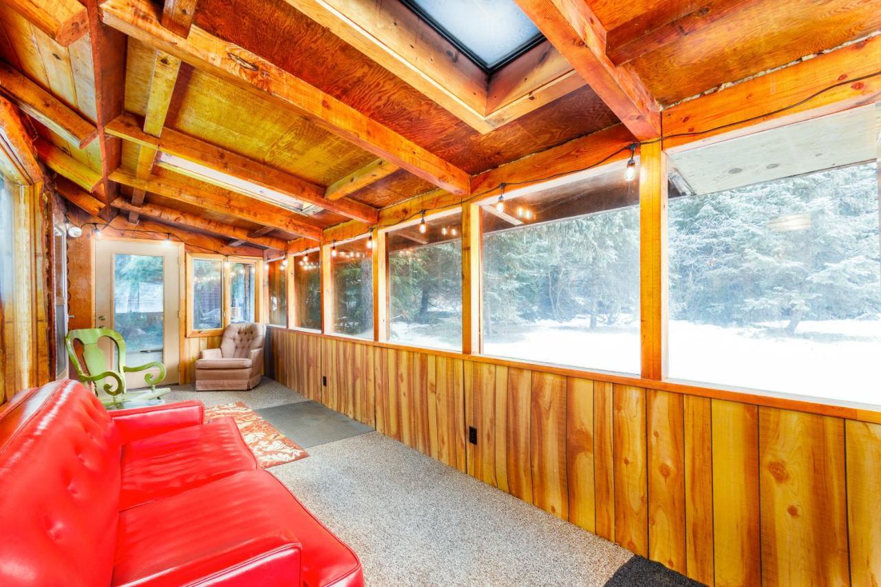 Alpine Meadows Log Holiday home Girdwood